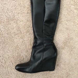 Via Spiga Black leather tall boots.  SIZE 7.